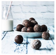 CHOC HAZELNUT BLISS BALLS