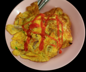 HERB & SRIRACHA OMELETTE